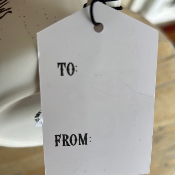 When it Rains Look For Rainbows Mug - Picture 9 of 10